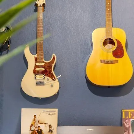 Le Vinyle - Vivez Experience Musicale - Guitare, Piano, Disque A Disposition Saint-Gely-du-Fesc